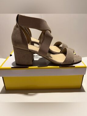 Liz Claiborne Taupe Block Heel Sandals